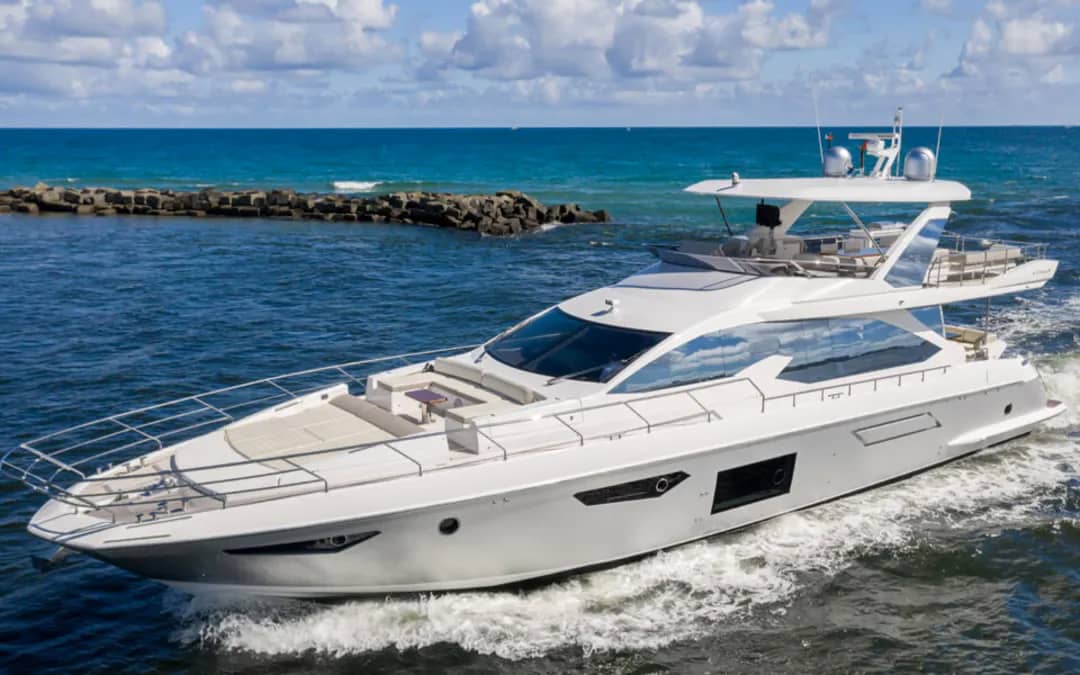 elysium azimut miami yacht in the sea