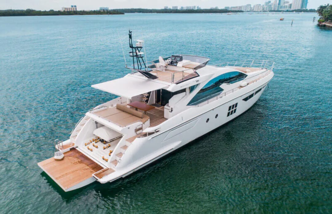 azimut 77 in Miami